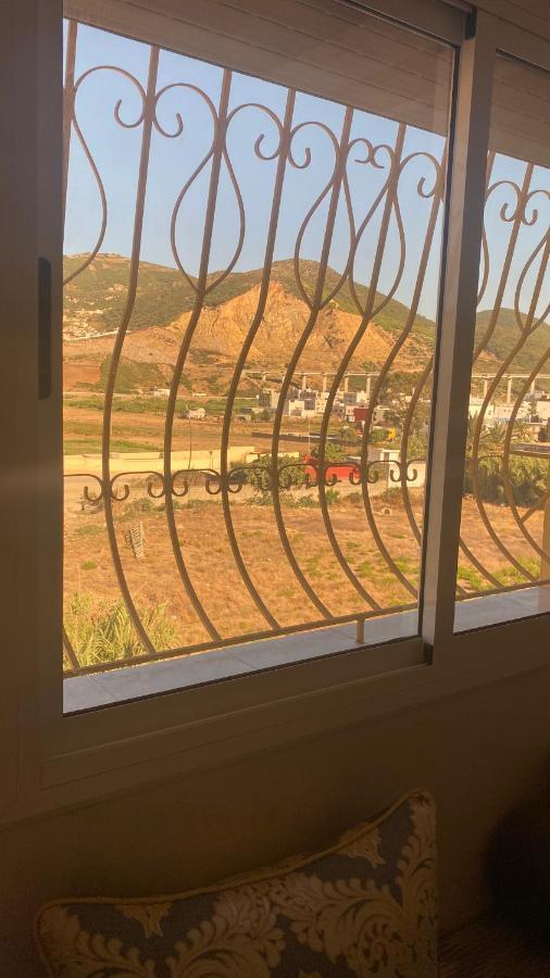 Big Appartement In Ksar Sgher And Close Ksar es Sghir Exterior foto