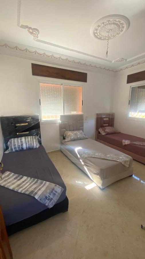 Big Appartement In Ksar Sgher And Close Ksar es Sghir Exterior foto