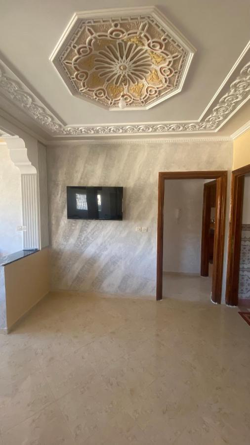 Big Appartement In Ksar Sgher And Close Ksar es Sghir Exterior foto